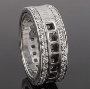 18K Gold Gucci Ring With Revolving Rolling Band Authentic White Gold